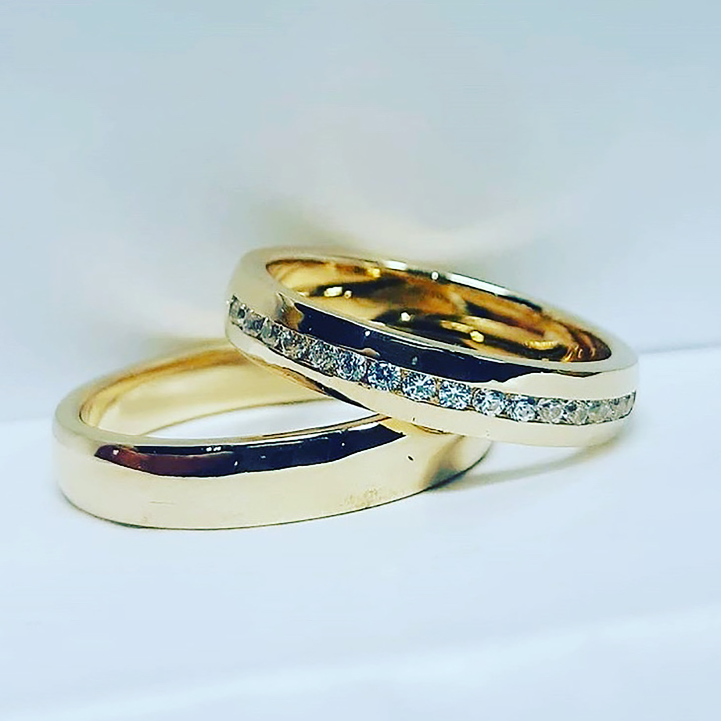 Húmedo Gestionar Secretario Diseño de joyas para compromiso y matrimonio y joyería en oro y plata